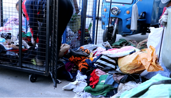 華展貓先生，智能垃圾分類設(shè)備商家，再生資源回收站