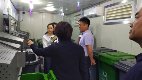 華展貓先生，小區(qū)垃圾房安裝在什么位置合理，智能垃圾房