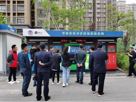 貓先生環(huán)保垃圾房，定時(shí)定點(diǎn)生活垃圾投放站，垃圾房廠家