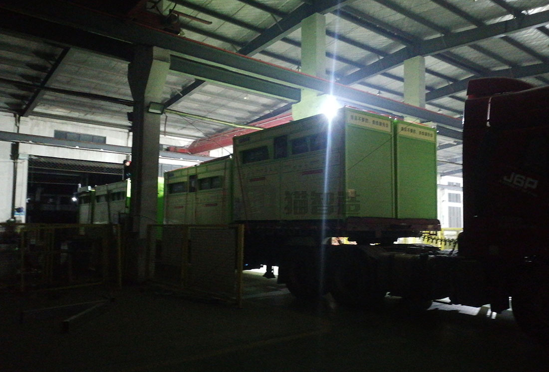 貓先生智能廢品回收箱，再生資源收集柜，小區(qū)垃圾回收站生產(chǎn)廠家