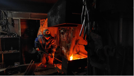 貓先生智能廢品回收箱，再生資源收集柜，小區(qū)垃圾回收站生產(chǎn)廠(chǎng)家